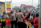 Polsek-Gedangan-Bagikan-Takjil-ke-Masyarakat-dan-Pengendara