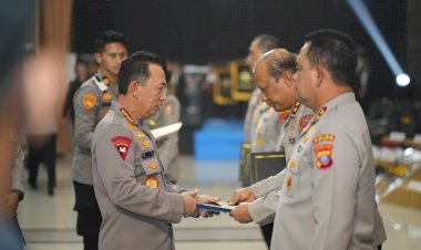 Biro-Logistik-Polda-Jatim-Kembali-Raih-Penghargaan-Pengelolaan-BMN-Terbaik-Tingkat-Nasional