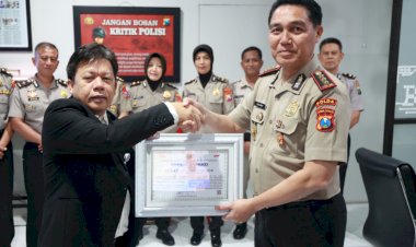 Lemkapi-Apresiasi-Bidhumas-Polda-Jatim,-Cepat-dan-Tepat-Sajikan-Informasi-Publik