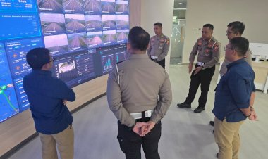Korlantas-Polri--Gunakan-ETLE-WIM-Perkuat-Pengawasan-dan-Penegakan-Hukum-Menuju-Zero-ODOL-2027