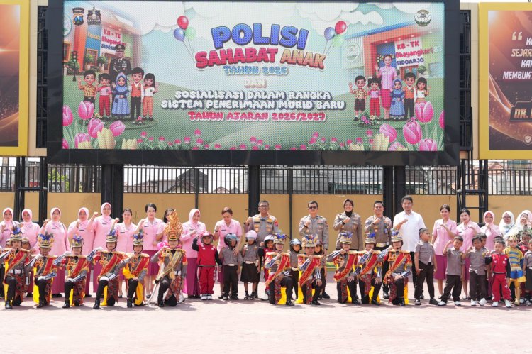 Polresta Sidoarjo Kenalkan Tugas Polisi Melalui Program Polisi Sahabat Anak