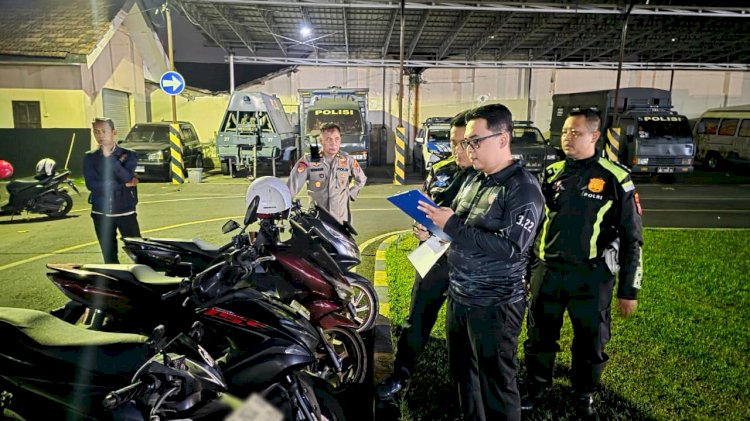Polres Mojokerto Kota Amankan 80 Pemuda Konvoi,1 orang Kedapatan Bawa Sajam