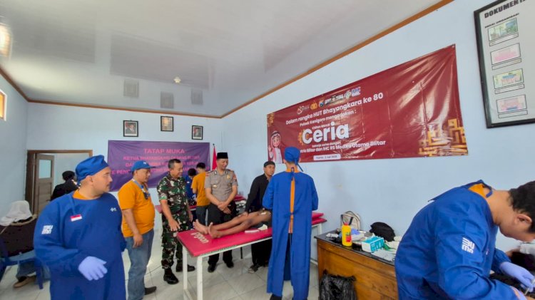 Hari Bhayangkara ke - 80 Polres Blitar Gelar Khitanan Massal Gratis di Kanigoro